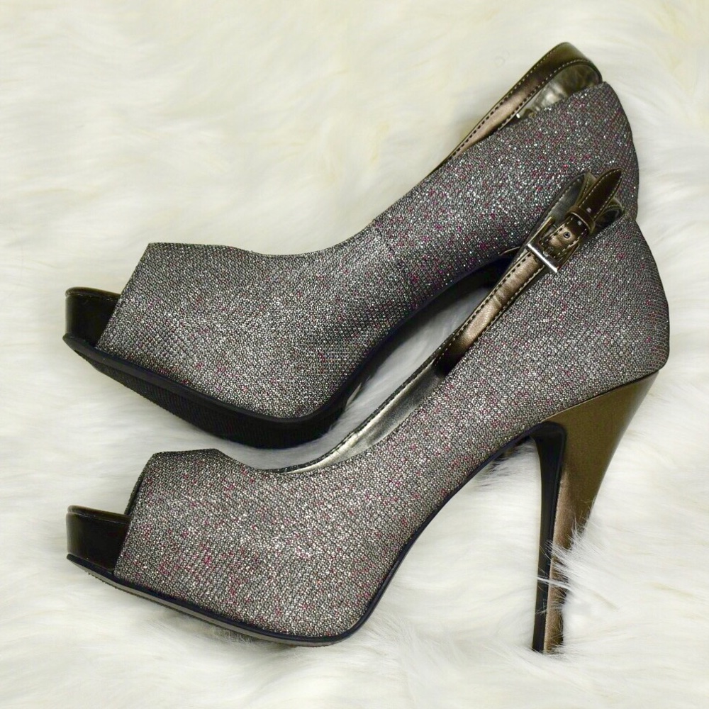 G by Guess valora pump